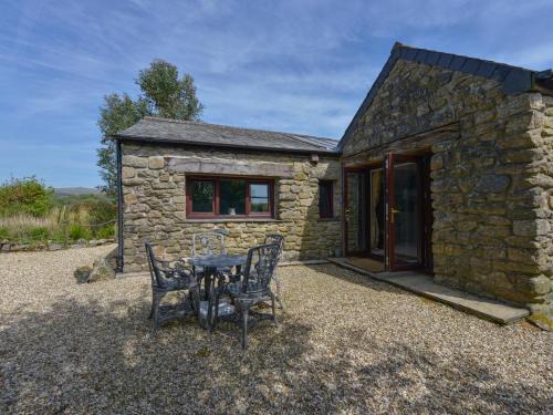 Yelverton House | Buster Barn
