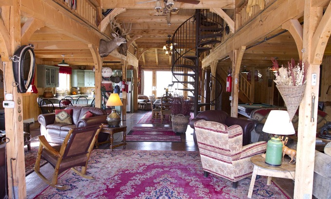 Grover Cabin | Butch Cassidy Country Ranch Stay near Capitol Reef