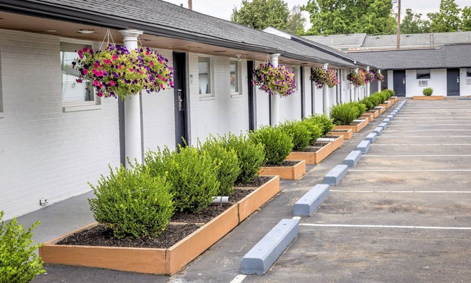 Oxford Hotel | Butler Inn