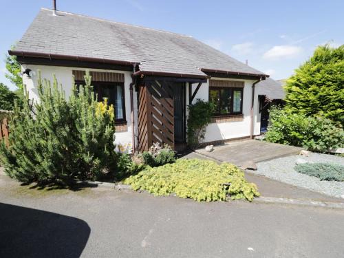 Allendale House | Buttercup Cottage