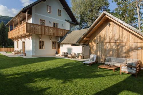 Bohinjska Bistrica Cabin | Butterfly Lodge
