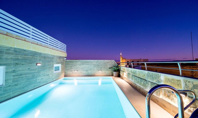 Ggantija House | C4 Retreats by Georges Boutique Living