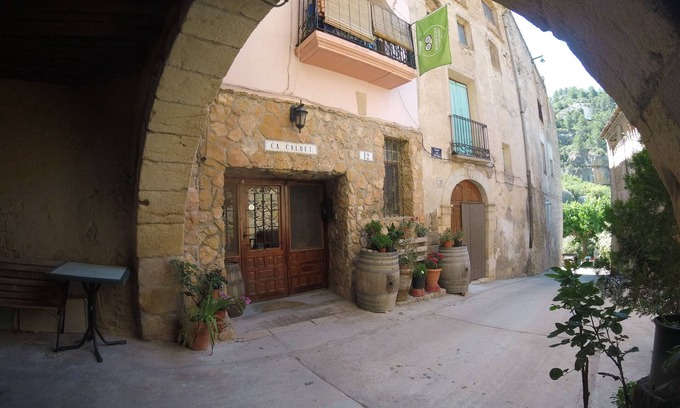 Margalef Bed & Breakfast | Ca Calbet