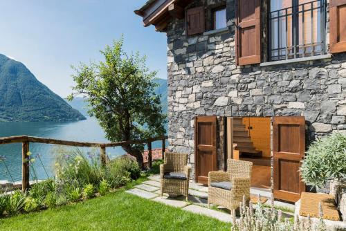 Colonno Villa | Ca' de Sass near Argegno Lake Como