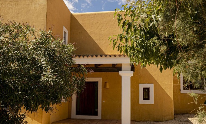 Sant Francesc Xavier Villa | CAN NOVES - Well located villa with large porch and BBQ