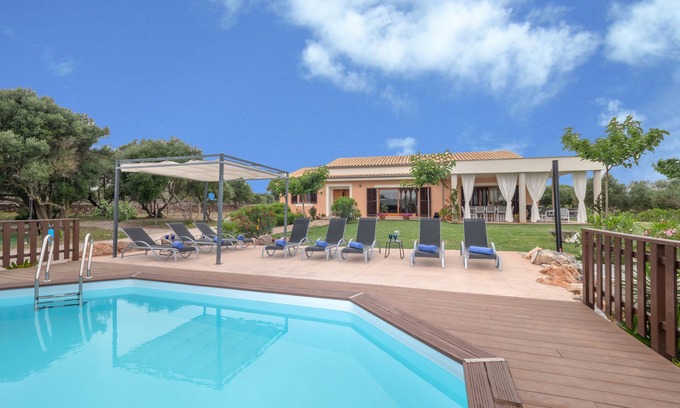 Santa Margalida House | CA'N PUNXET BEAUTIFUL FINCA WITH PRIVATE POOL 6 PEOPLE