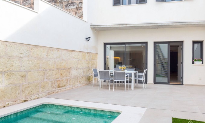 Sa Pobla Cottage | Ca Na Foc - Beautiful townhouse with terrace in the interior of Mallorca