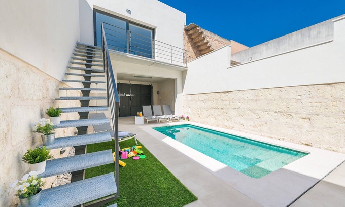 Sa Pobla Villa | CA NA FOC - Modern vacation home with private pool in traditional town. Free WiFi