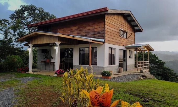 Pacuare Reserve House | Cabaña Linda Vista, descanso y naturaleza