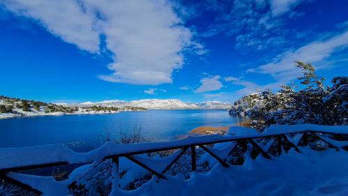 Villa Pehuenia Ski Chalet | Cabañas Aucaman
