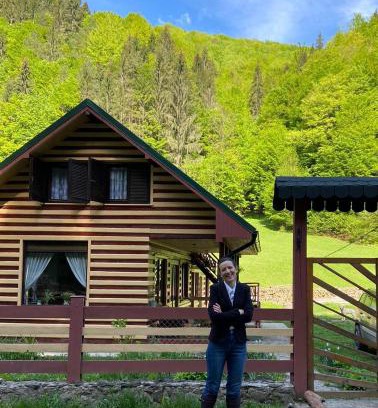 Banita House | Cabana Peștera Bolii