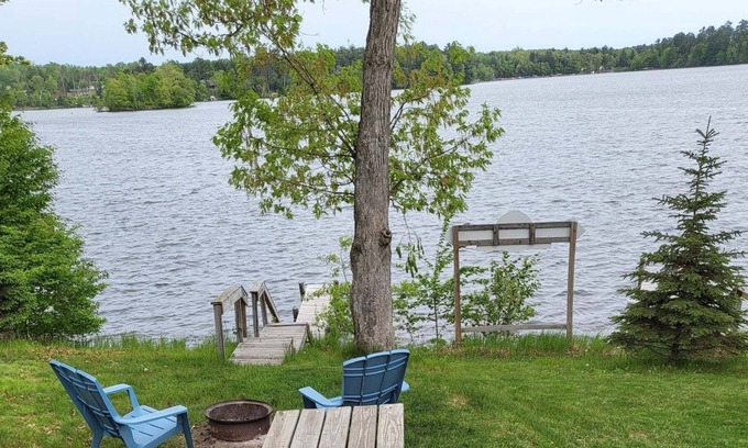 Chetek Apartment | Cabin 2 - Northwoods themed 1 BR, lakefront cabin.