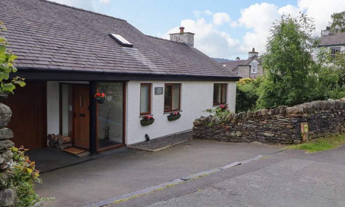 Coniston Cottage | Cabin ∙ 4 bedrooms ∙ 10 guests