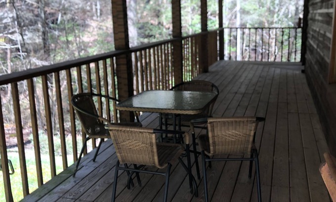 Oneida Cabin | Cabin #4 Secluded and Quiet