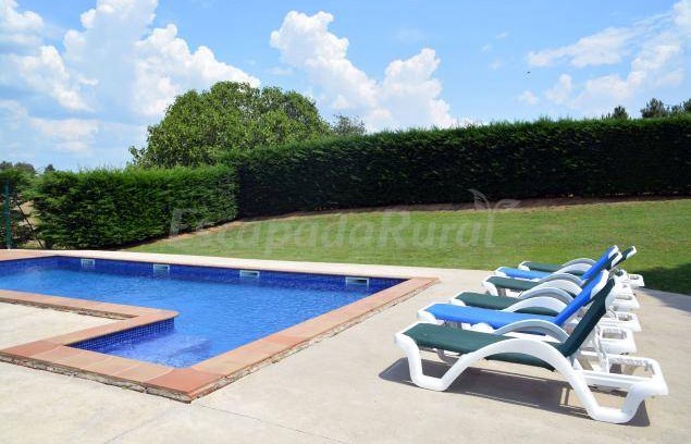 Aiguaviva Cottage | Cabin ∙ 5 bedrooms ∙ 15 guests