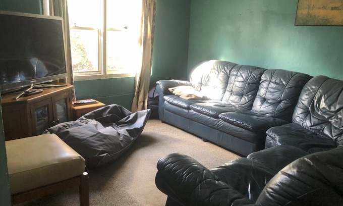 O'connell Cabin | Cabin 7 - 1 bedroom with 2 d/bunks & ensuite. Located close to kitchen/dining