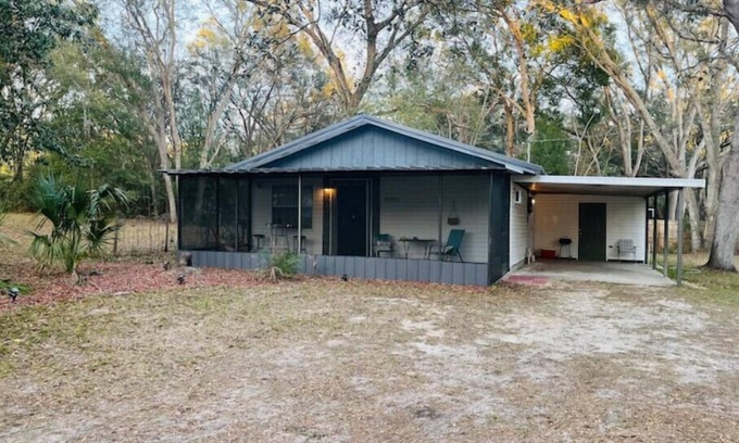 Altoona House | Cabin Getaway near Alexander Springs & Astorn