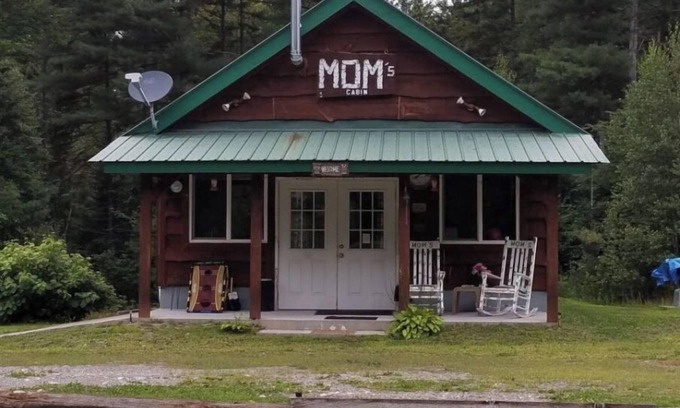 Ticonderoga Cabin | Cabin located in the heart of the Adirondacks