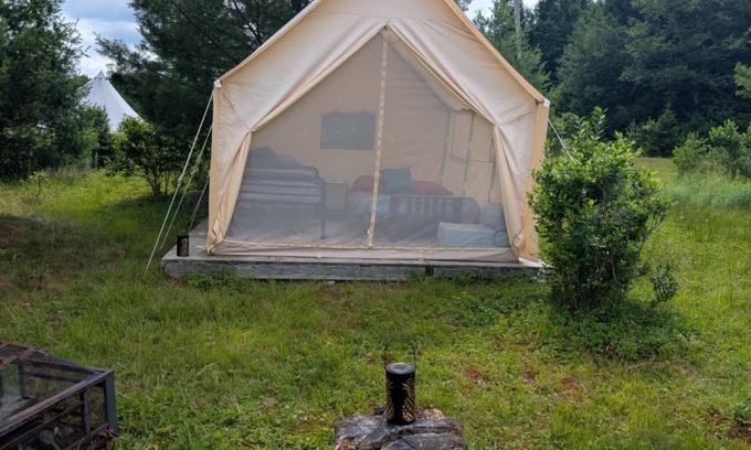 Parksville RV Rental | CABIN TENT ON WORKING RANCH NEAR BETHEL WOODS