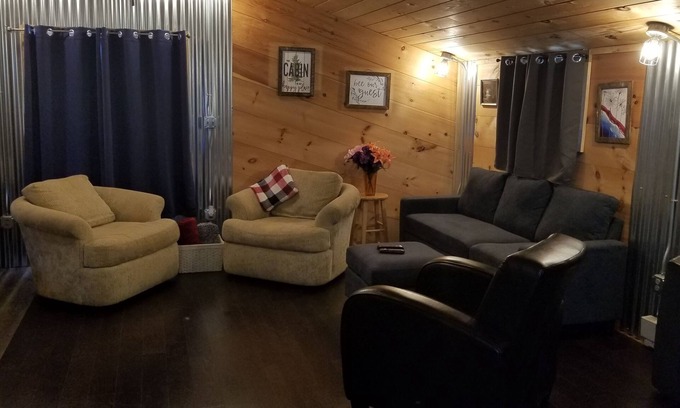 Helfenstein Cabin | Cabin W/View Off-Road Parks and Knoebels Nearby