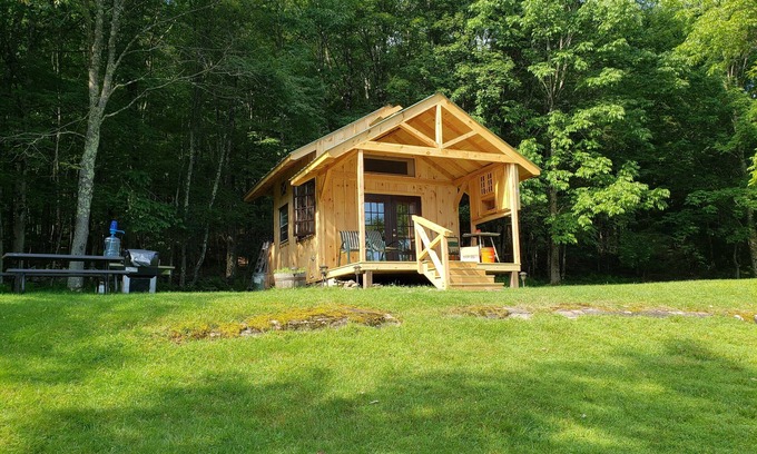 Jeffersonville Cabin | Cabin with Amazing Views of the Mountains