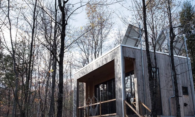 Eastman Cabin | Cabin Zoobox 56 Summa