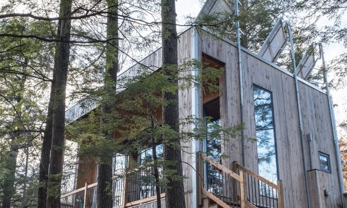 Eastman Cabin | Cabin Zoobox 68 Summa