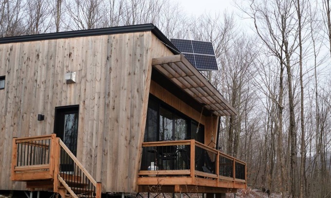 Eastman Cabin | Cabin Zoobox 77 Summa