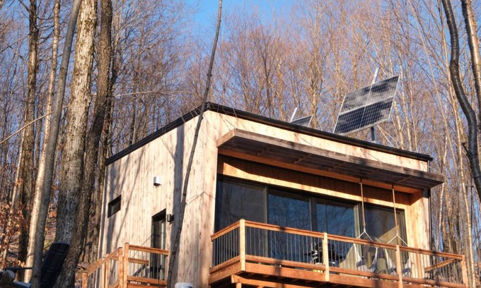 Eastman Cabin | Cabin Zoobox 79 Summa
