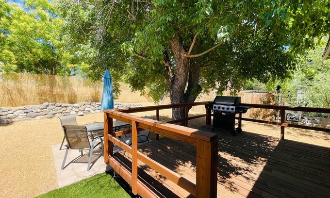 Cottonwood House | Cactus Blossom Cottage
