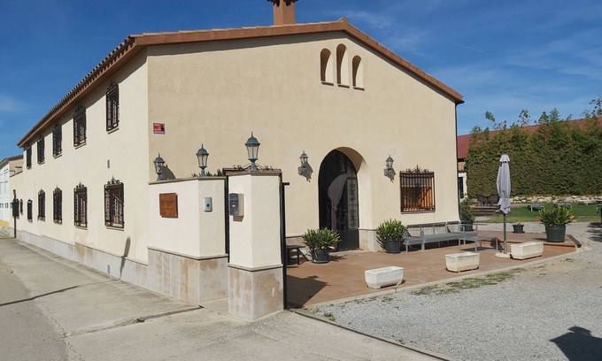 San Martin Sarroca House | Cal Dragano with charm between vineyards with pool