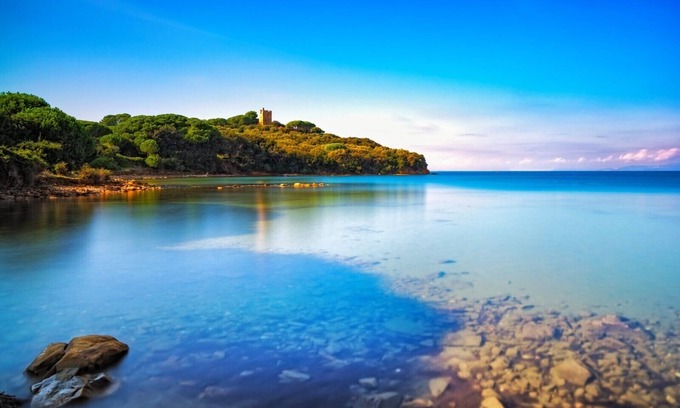 Punta Ala House | Cala Dei Pirati. nGarden cottage with sea view on the Tuscan archipelago