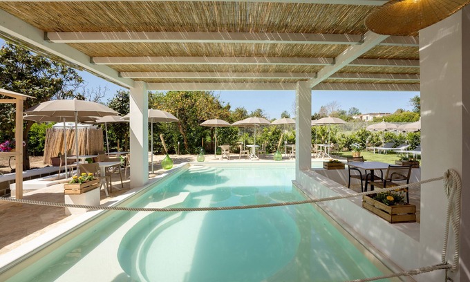 Procida Bed & Breakfast | Calacala rooms, restaurant & farm experience