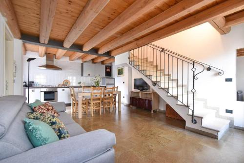 Baone Apartment | Calaone Wondeful Duplex Apartment con parcheggio x4