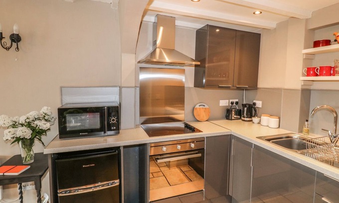 Ashbourne Cottage | Callow Cottages