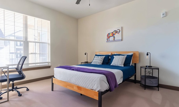 Middletown Apartment | Calm 1BR Retreat | Pool, Parking & Gym Access