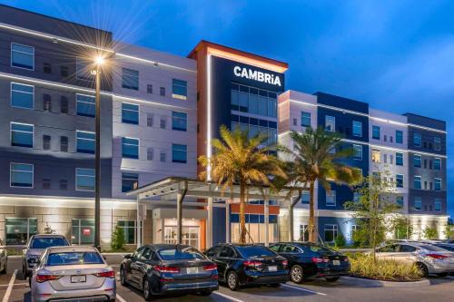 Orlando Hotel | Cambria Hotel Orlando Airport