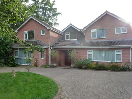 Woodfalls Bed & Breakfast | Cameron House