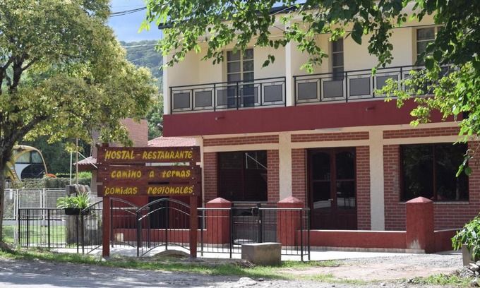 Reyes Hotel | Camino a Termas