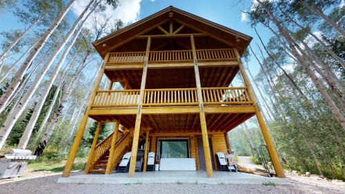 Monticello House | Camp Jackson 11 BR Resort