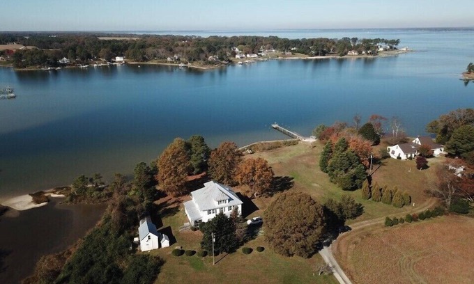 Deltaville House | Camp Rappahannock - Deltaville Waterfront Living