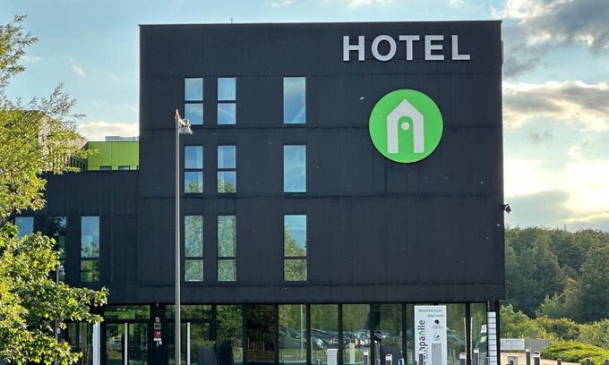 Meroux Hotel | Campanile Belfort Montbéliard - Gare La Jonxion.