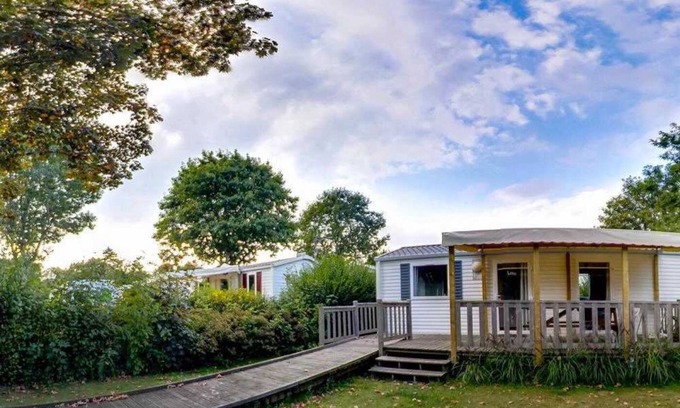Pont-Scorff House | Camping 3 étoiles - Piscine - efcgag