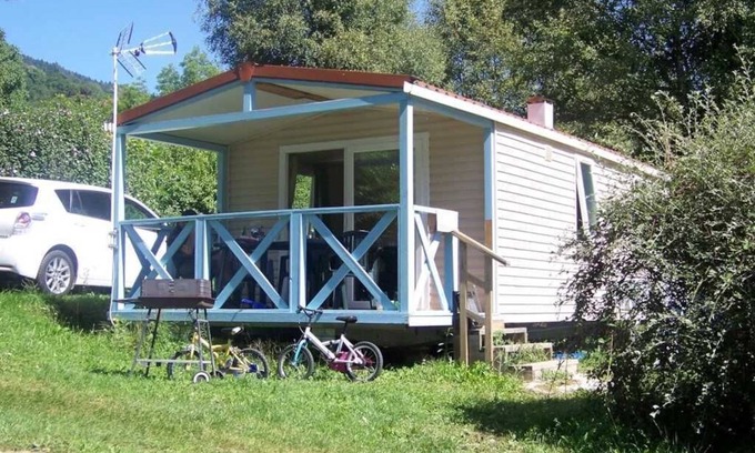 Allevard House | Camping 3 étoiles - Piscine - efc0dg