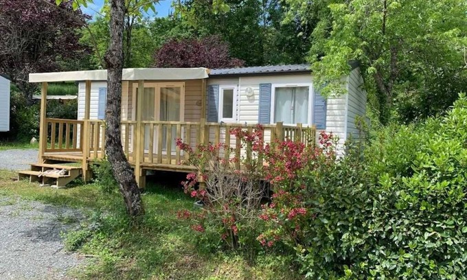 Thiviers House | Camping 3 étoiles - Piscine - ccagi0i