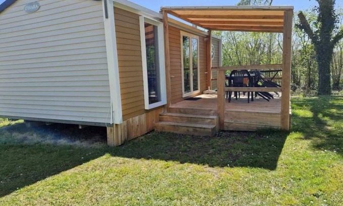 Pressignac House | Camping 4 étoiles - Piscine - ccbbghh