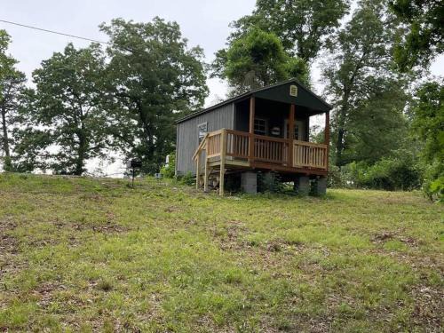 Saint Joe House | Camping Cabin with private Bathroom