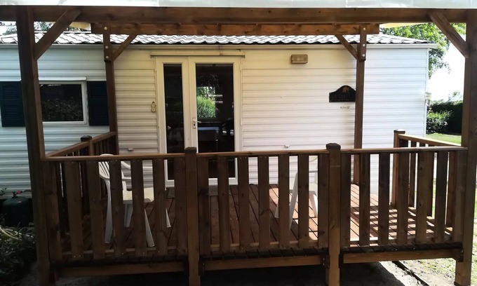 Saint-Bonnet-le-Chateau House | Camping de la Belle Etoile * - Mobile home Cottage comfort 2 bedrooms covered terrace 3 people