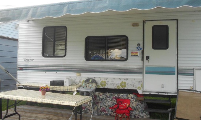Lac-Saint-Charles Other | camping en ville camping in town