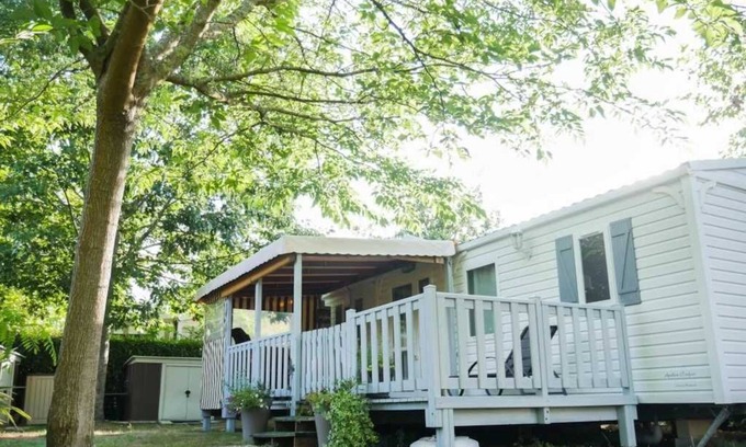 Gastes House | Camping - Funpass inclus - Piscine - ccaeg0h